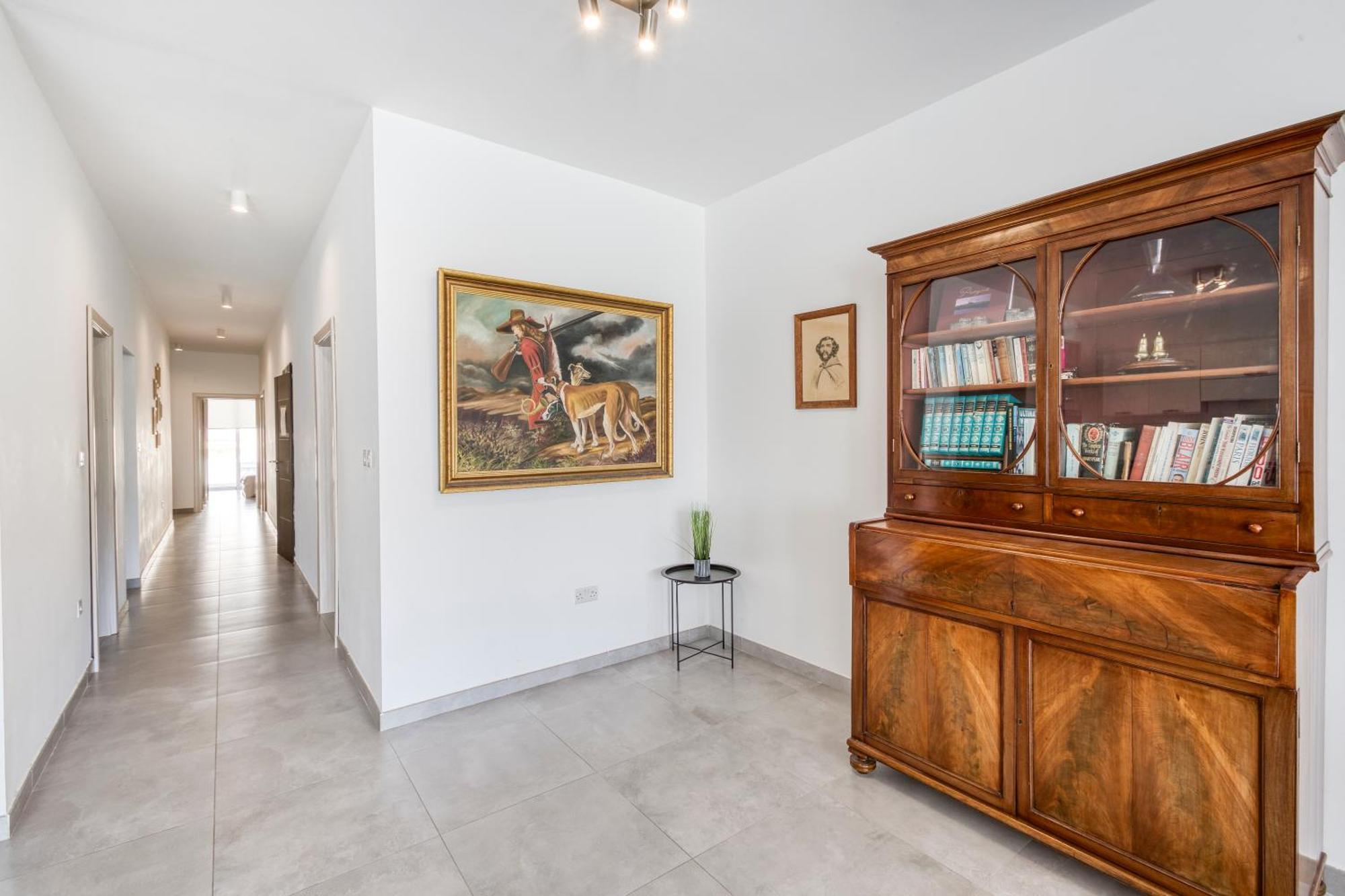 Annitchka Mansions - In Malta * Birkirkara